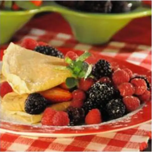 Crepes de Queijo Creme e Frutas Vermelhas