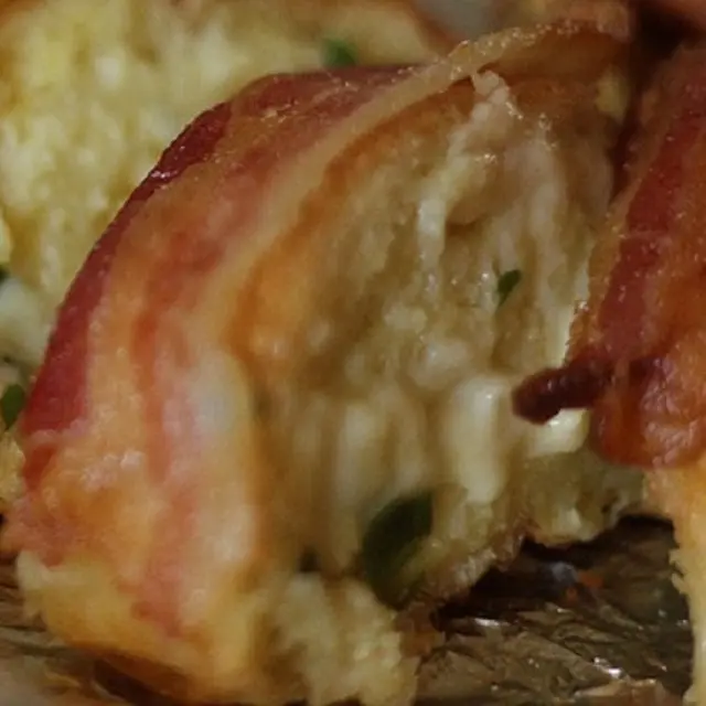 Pão de Alho com Queijo e Bacon