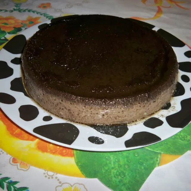 Chocolate Cookie Chocoflan