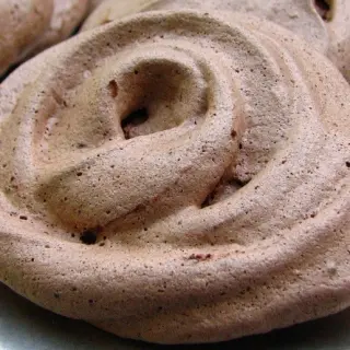 Cocoa Meringues