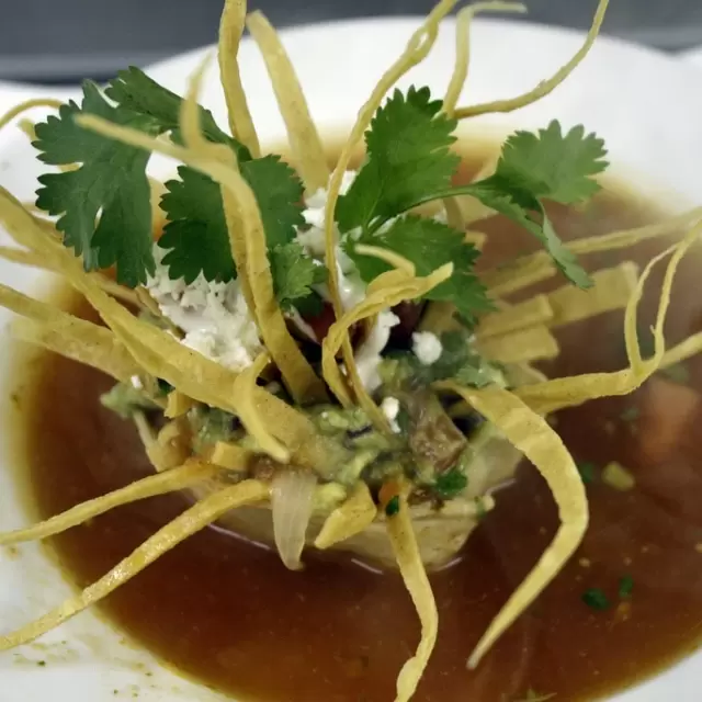 Sopa Azteca Tradicional