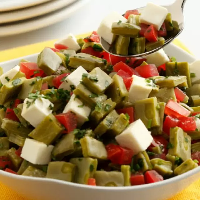 Ensalada de Nopales Ligera