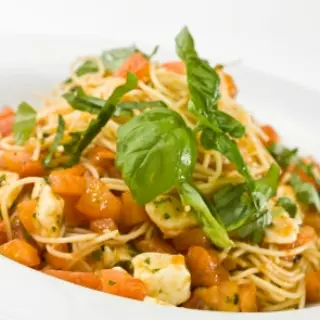 Spaghetti with Tomatoes, Herbs, and Mozzarella
