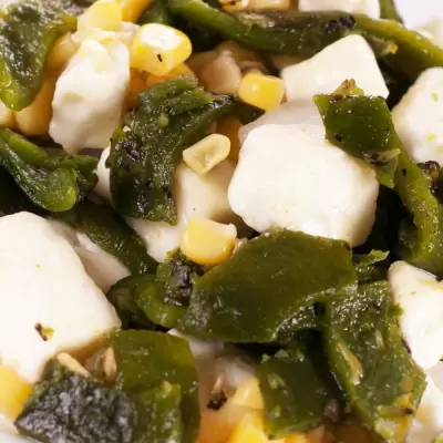 Rajas de Chile with Cream and Cheese