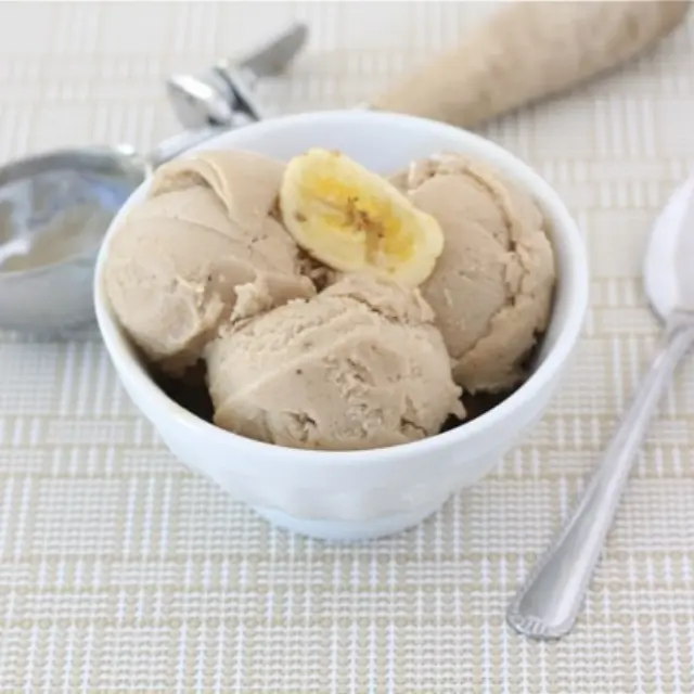 Banana Ice Cream with Peanut Butter