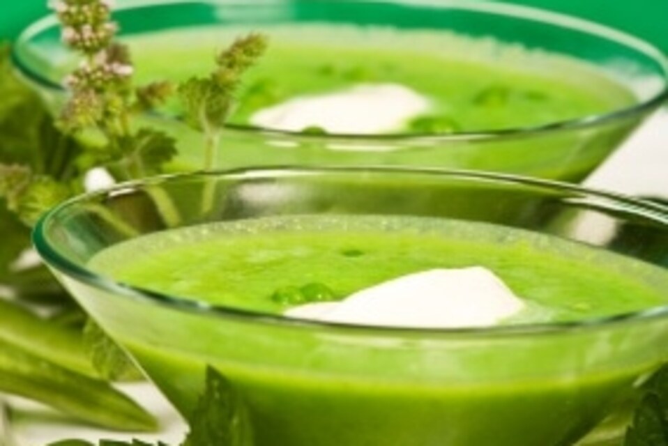 Sopa de Chícharo y Menta