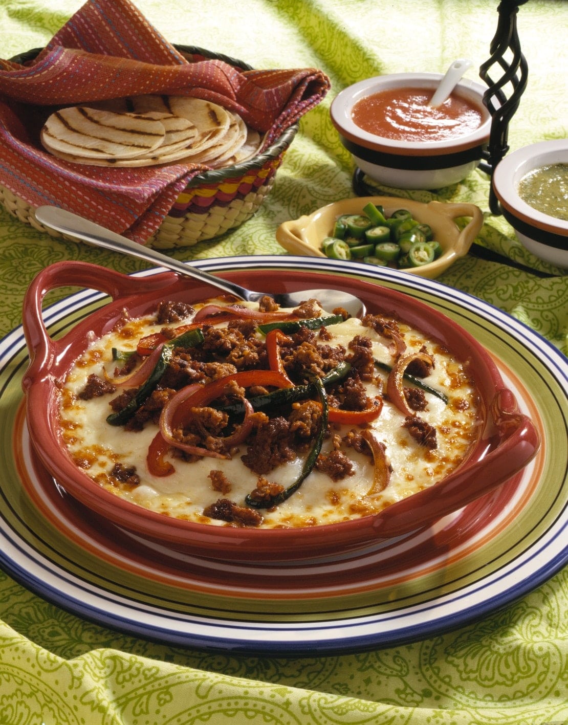 Queso Fundido Con Chorizo