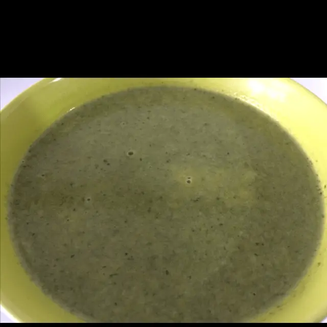 Spinach Soup with Milk