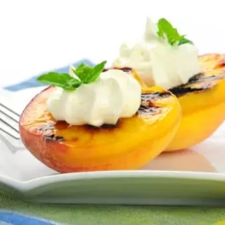 Grilled Peaches with Cream
