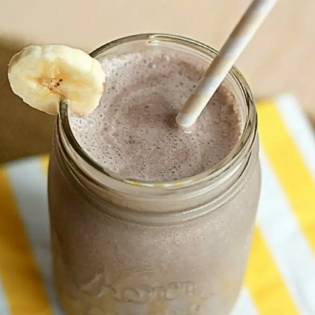 Licuado de Chocolate y Plátano