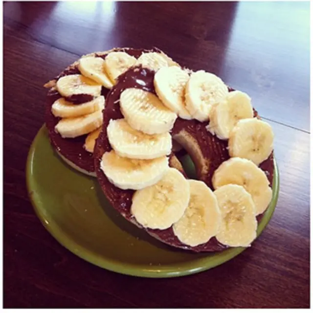 Bagel with Nutella and Banana