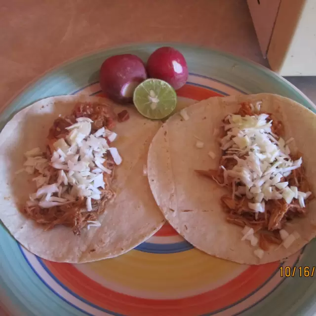 Tacos de Tinga de Pollo