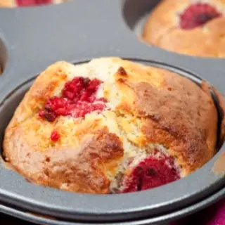 Muffins de Framboesa com Açúcar