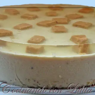 Nougat Setting Cake with Cava Gelatin