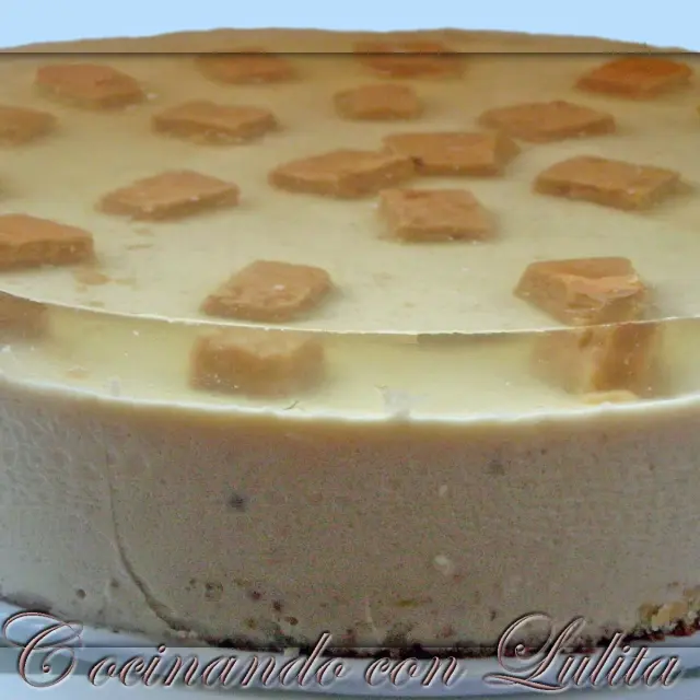 Nougat Setting Cake with Cava Gelatin