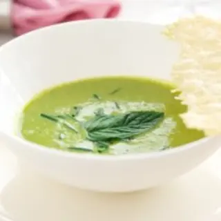 Sopa de Abobrinhas com Coentro