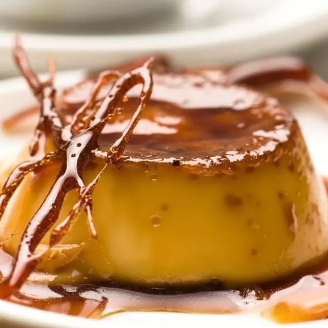 Flan de Queso con Cajeta