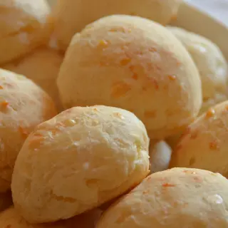 Pão de Queijo Brasileiro