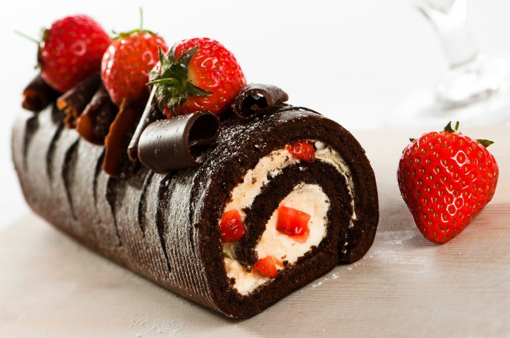 Strawberries 'n' Cream Cake Roll  Rolo c/ Creme&Morangos – Page 2