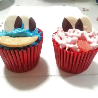 Eatcookies and Lola Muffins