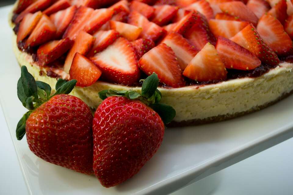 Pastel de Queso y Fresas