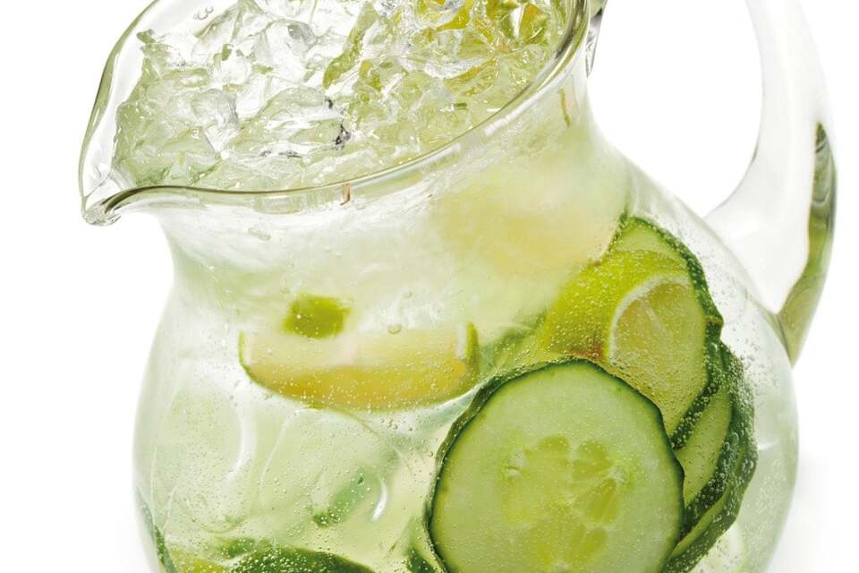 Agua de Pepino con Chile y Limón