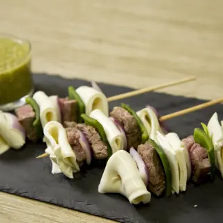 Espetinho de Pimenta Poblano e Arrachera