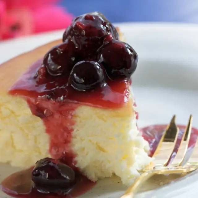 Blackberry Sauce Cake