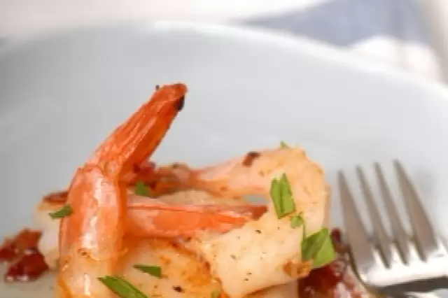 Camarones y Callos con Vinagreta de Pimientos