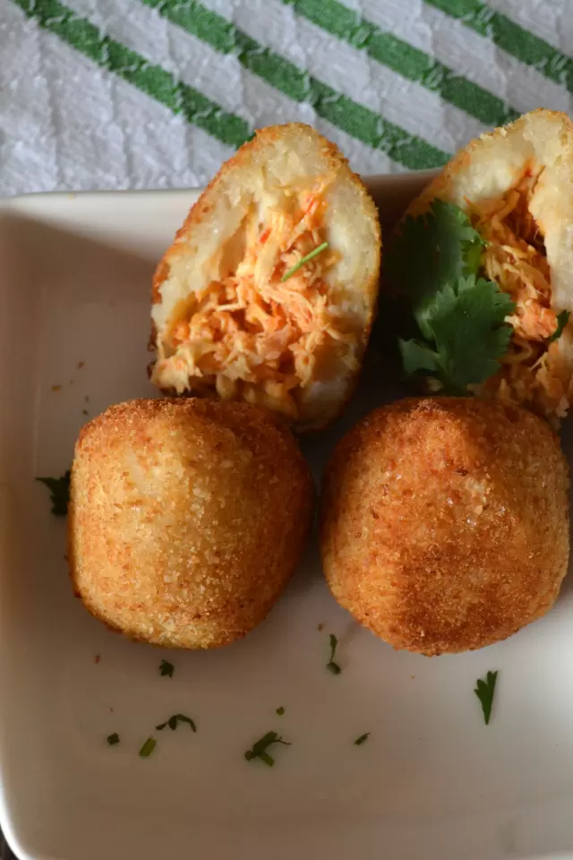 FAZENDO COXINHAS DE FRANGO FRITAS - Papa's Wingeria 