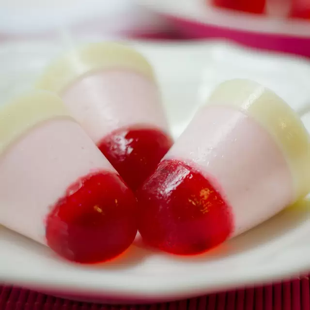 Paletas de Gelatina y Yogurt