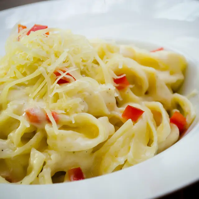 Fettuccine Alfredo with Yogurt