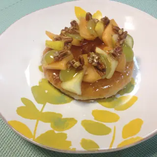 Fruit Tart with Doughnut