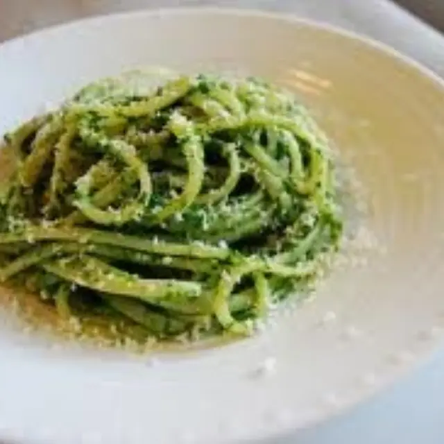 Green Pasta with Cottage Cheese