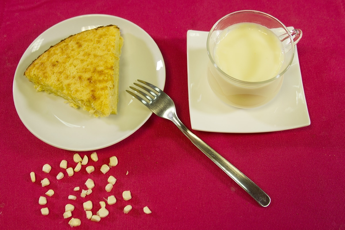 Vanilla Atole with Corn Cake