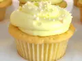 Cupcakes with Lemon Frosting