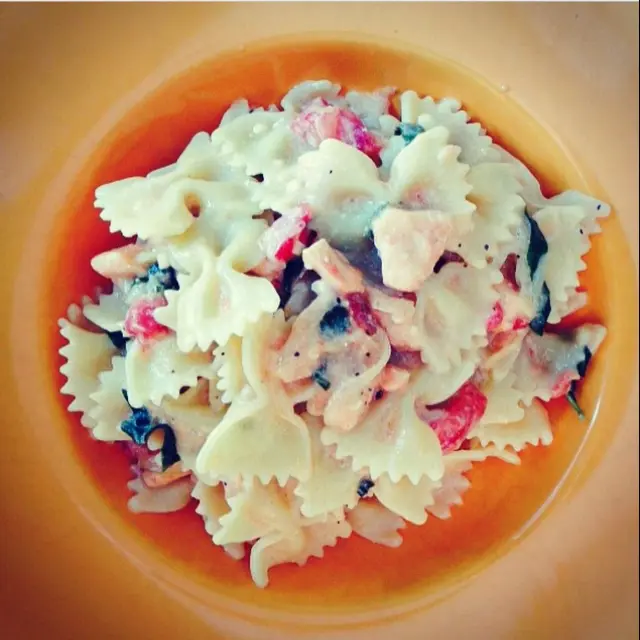 Farfalle in Cream with Salmon