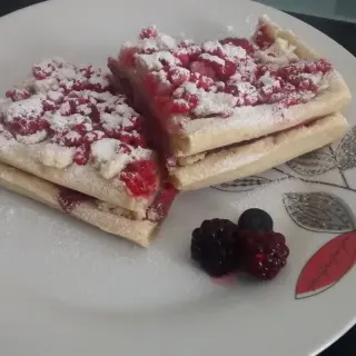 Folhado de Amêndoas com Framboesas