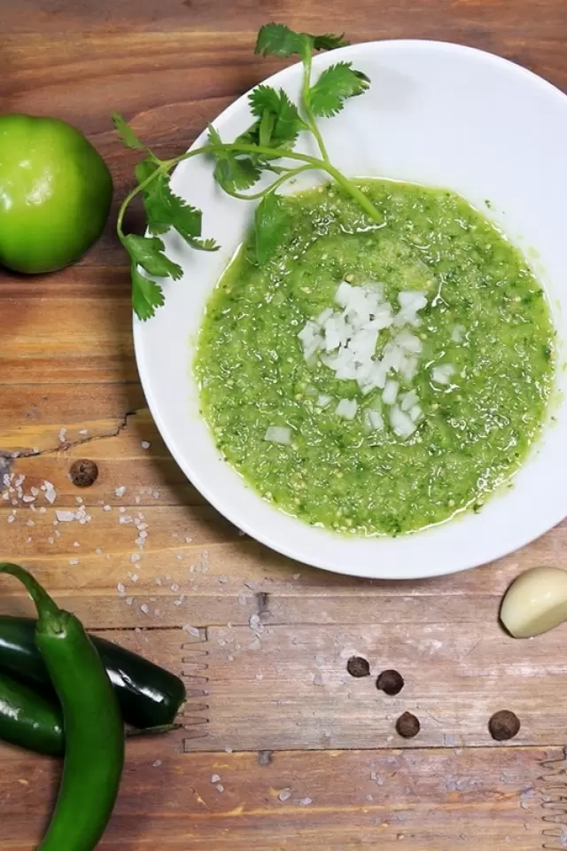 Salsa Verde Cruda Mexicana