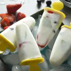 Picolés de Iogurte com Fruta