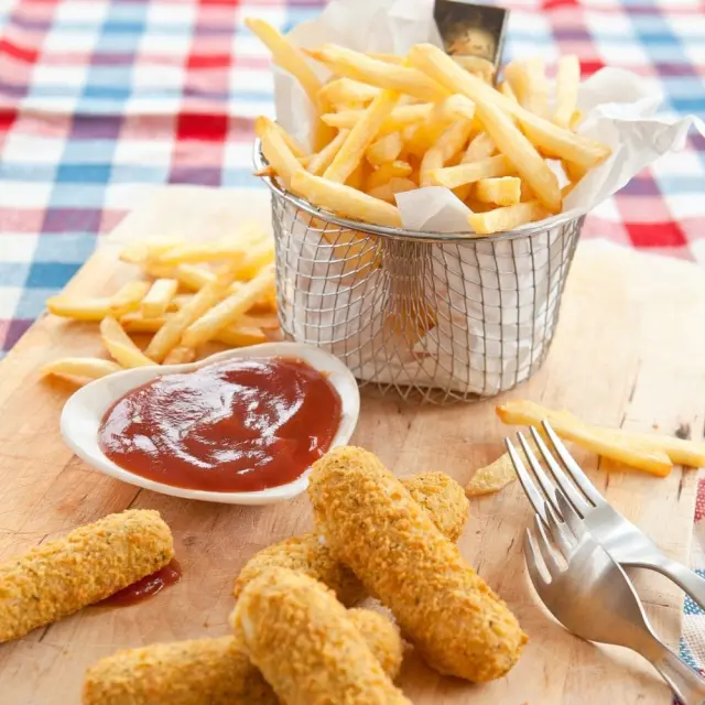 Easy Cheese Sticks