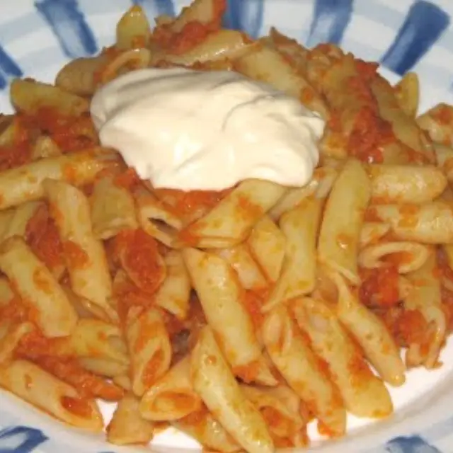 Macaroni with Reds