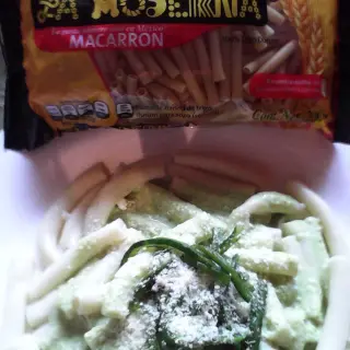 Macaroni with Poblano Cream