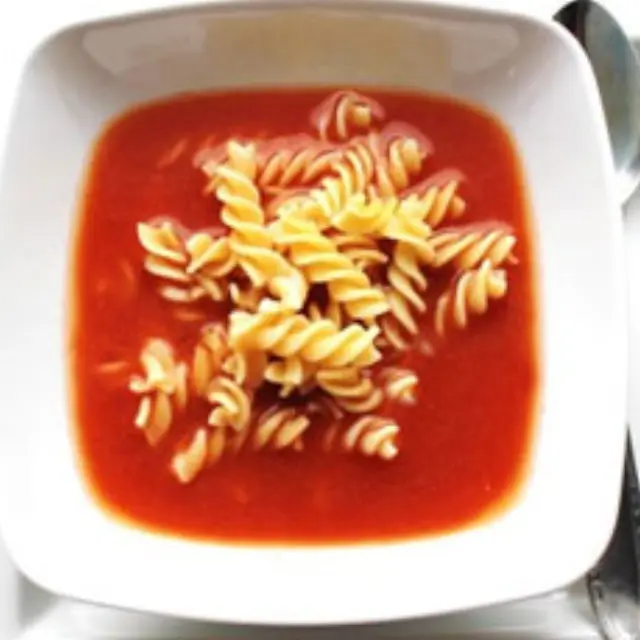 Home-style Pasta and Tomato Soup