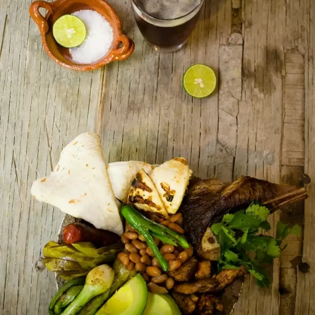 Molcajete For Two! Molcajete Mixto! - La Piña en la Cocina