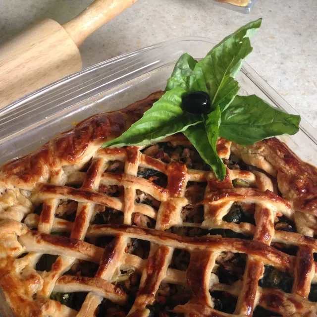 Tuna Puff Pastry with Olives