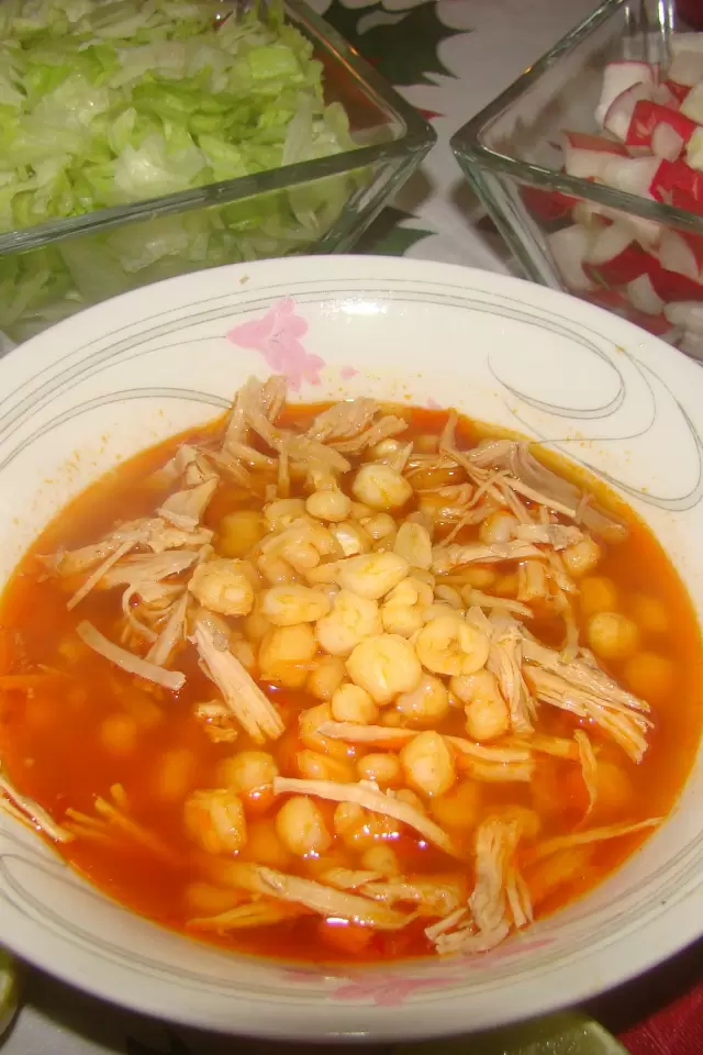 Rico Pozole Rojo