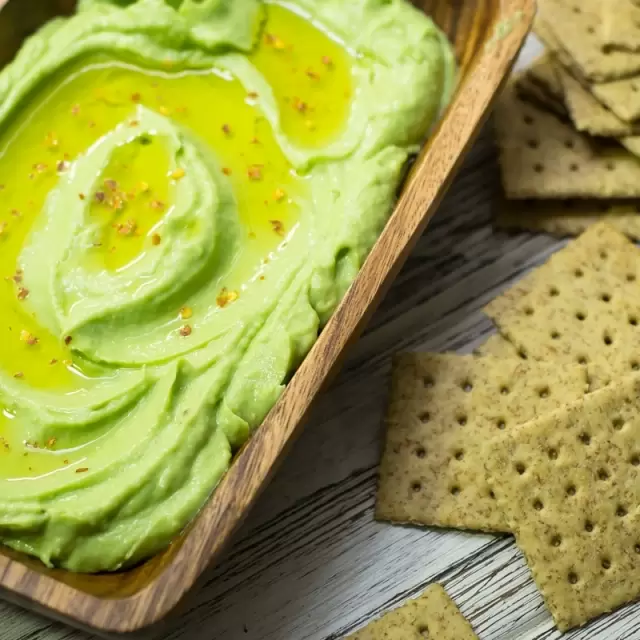 Hummus de Aguacate y Garbanzo