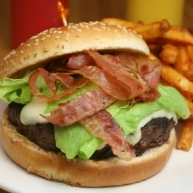 Bacon Burger - Fidelity Cucina