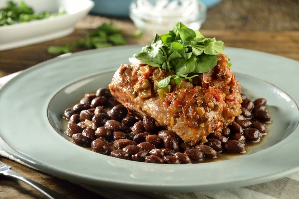 Costillas De Cerdo Con Verdolagas Y Frijoles 5198